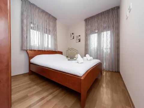Izdavanje, dvosoban stan, 56m², Momišići, Podgorica - image 4