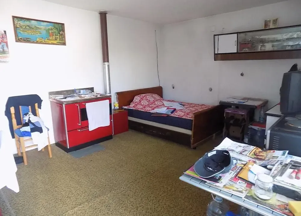 Prodaja, kuća, 280m², Kolonija, Jagodina