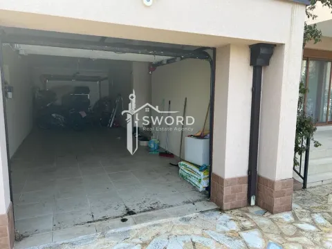 Sale, house, 270m², Centar, Bar - image 9