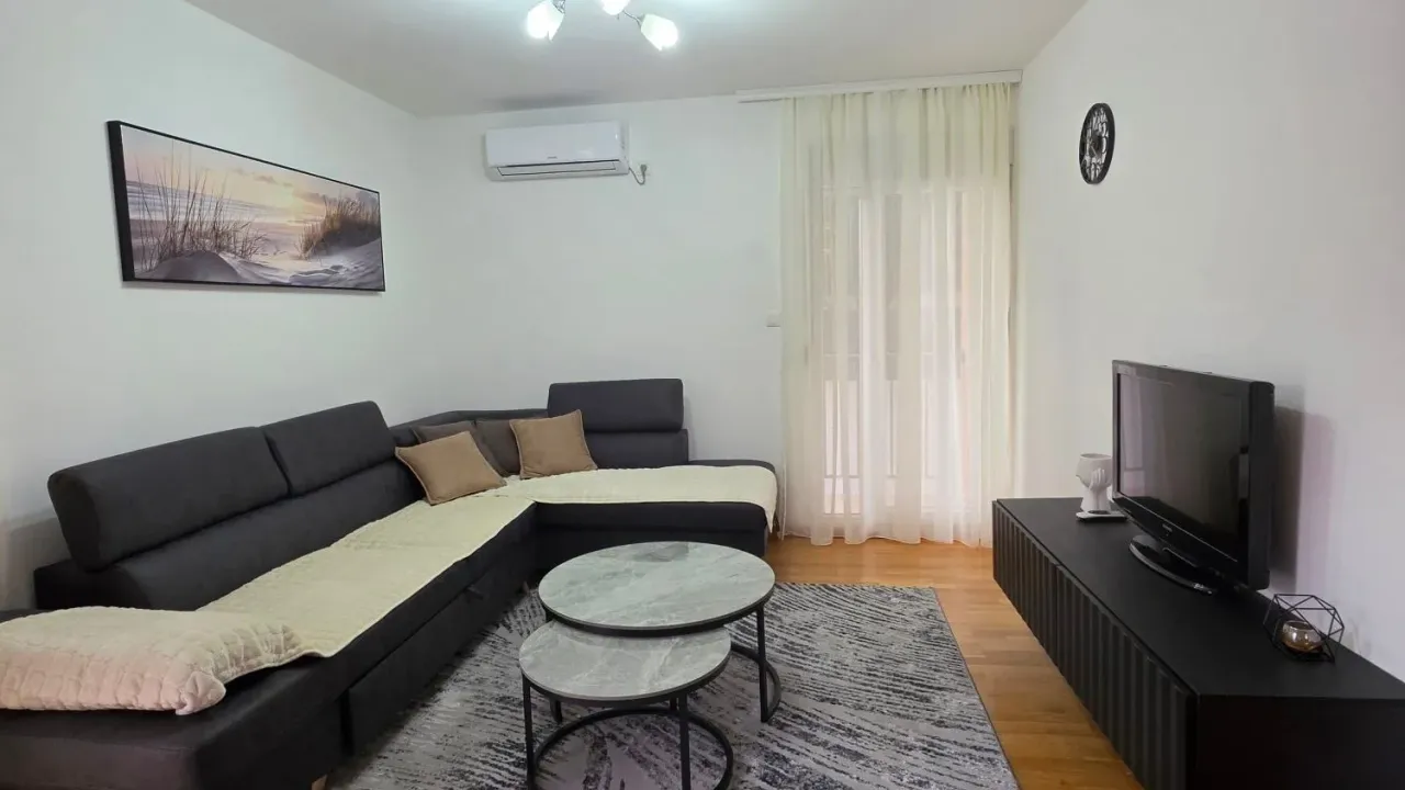Rent, one bedroom apartment, 44m², Dalmatinska ulica, Podgorica
