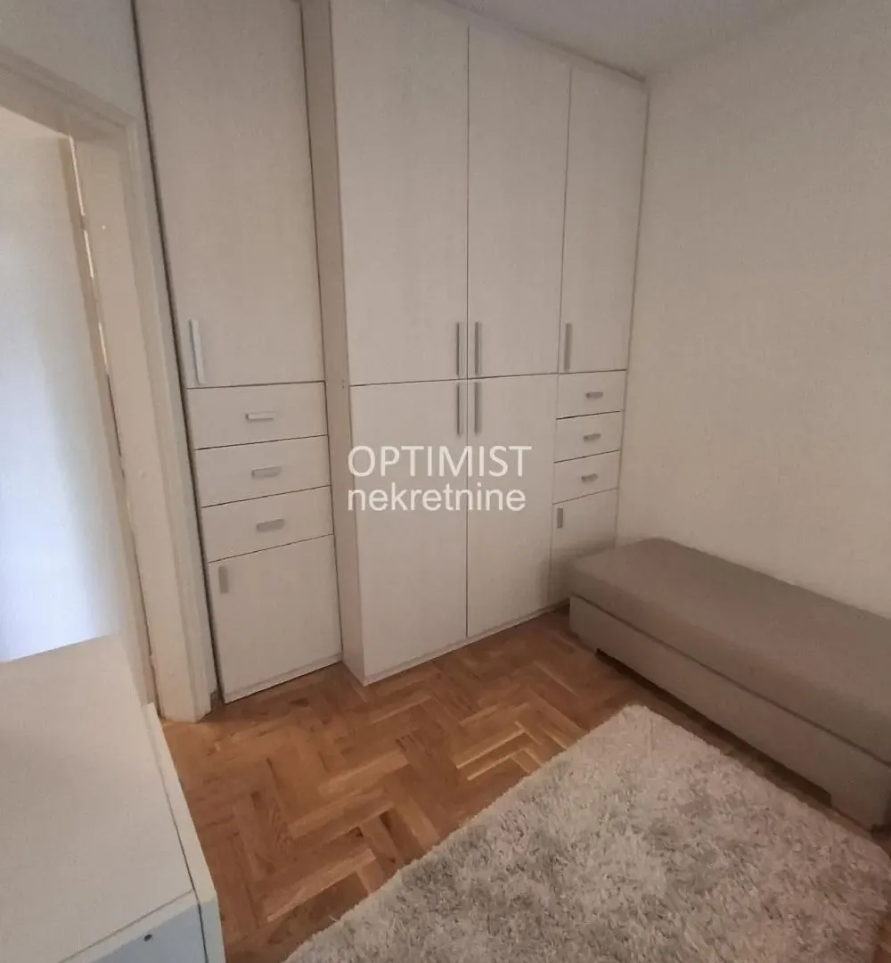 Prodaja, trosoban stan, 61m², Novi Beograd Sve Podlokacije, Beograd