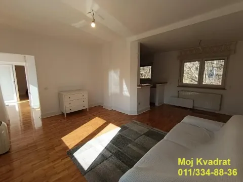 Izdavanje, kuća, 95m², Gradska Bolnica, Zvezdara Sve Podlokacije - image 1