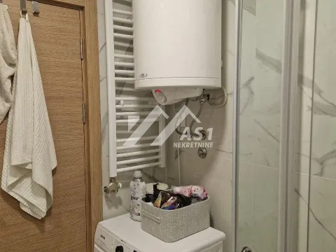 Izdavanje, dvosoban stan, 38m², Sajam, Novi Sad Sve Podlokacije - image 6