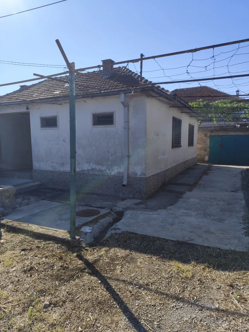 Sale, house, 54m², Konik, Podgorica