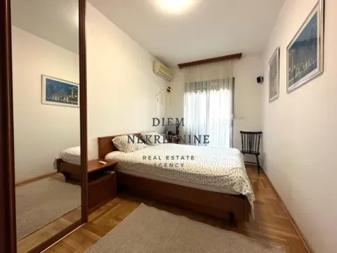 Izdavanje, jednosoban stan, 60m², Stari Aerodrom, Podgorica - image 10