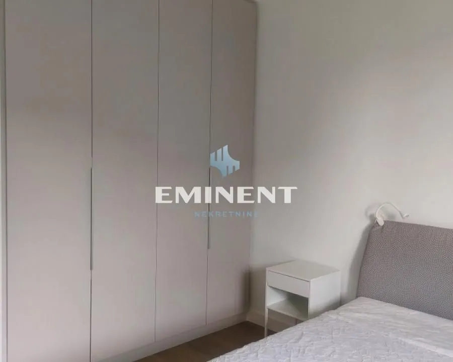 Rent, two bedroom apartment, 56m², Savski Venac, Beograd