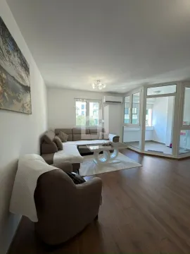 Rent, three bedroom apartment, 100m², Kruševac, Podgorica - image 13