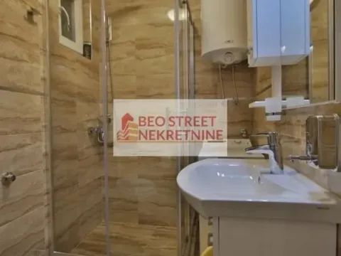 Prodaja, trosoban stan, 60m², Stari Grad, Beograd - image 3