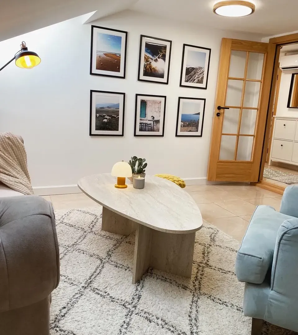 Izdavanje, dvosoban stan, 80m², Centar, Podgorica