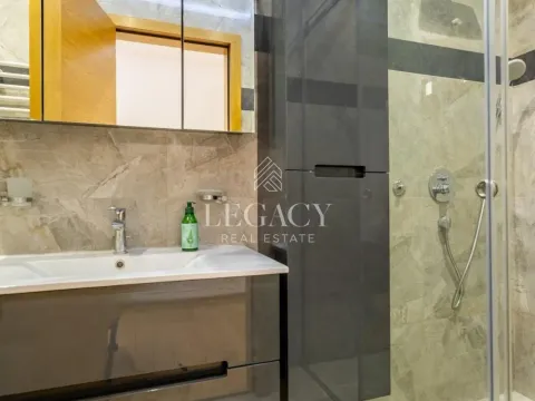 Prodaja, četvorosoban stan, 140m², Šumice, Beograd - image 19