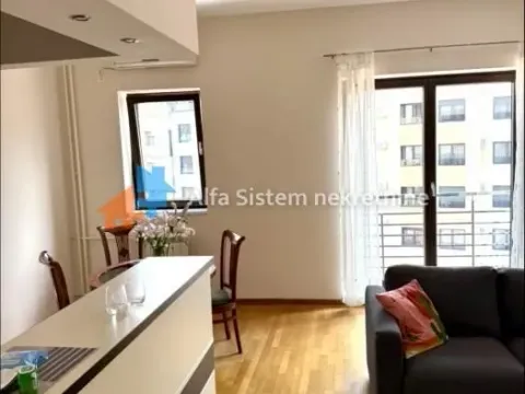 Izdavanje, dvosoban stan, 56m², Kalenić Pijaca, Vračar Sve Podlokacije - image 2