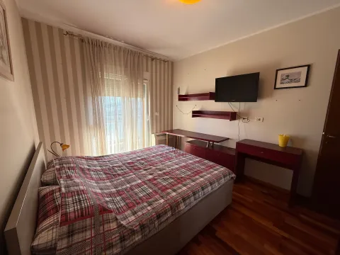 Izdavanje, stan, 54m², City Kvart, Podgorica - image 8