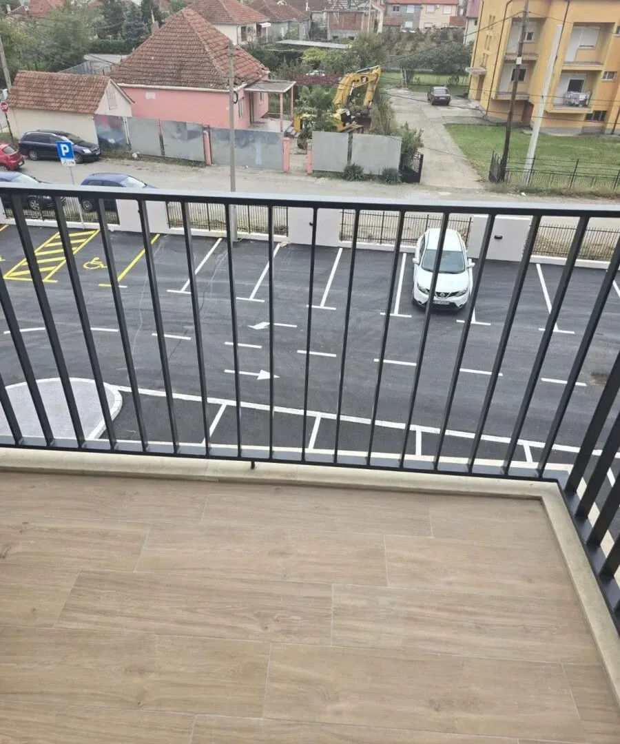 Izdavanje, jednosoban stan, 40m², Tološi, Podgorica
