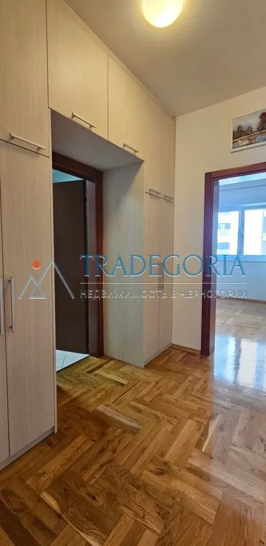 Prodaja, jednosoban stan, 85m², Bar, Crna Gora
