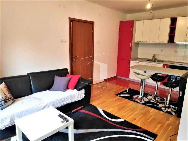 Rent, apartment, 44m², 1 maj, Podgorica