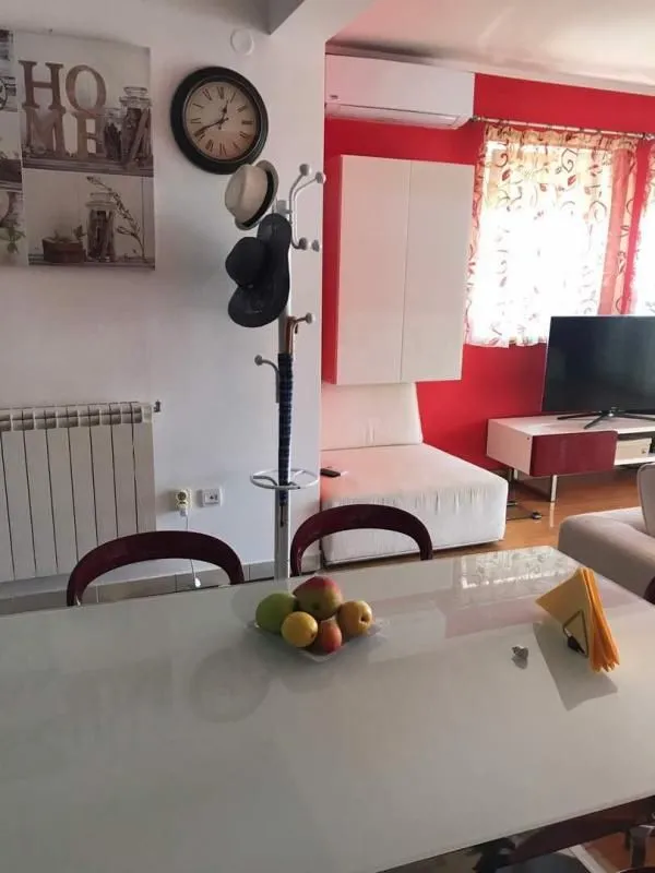 Prodaja, dvosoban stan, 82m², Herceg Novi, Crna Gora