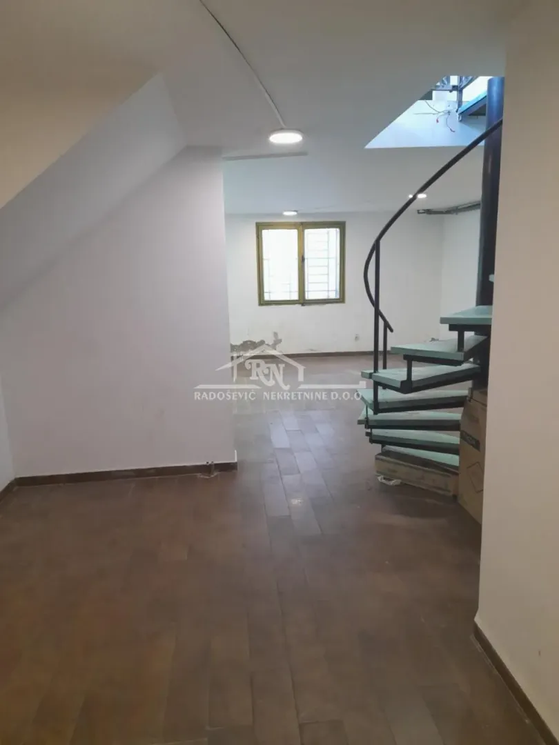 Rent, office space, 76m², Banovo Brdo, Beograd