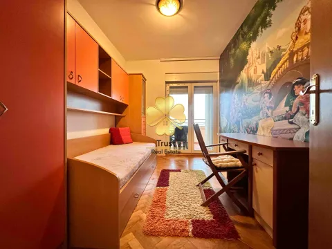 Rent, three bedroom apartment, 105m², Stari Aerodrom, Podgorica - image 12