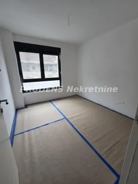 Prodaja, trosoban stan, 79m², Banovo Brdo, Beograd - image 5