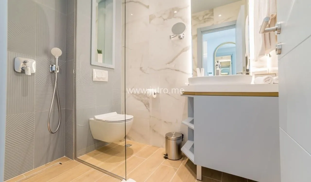 Prodaja, ugostiteljski objekat, 317m², Velji Vinogradi, Budva