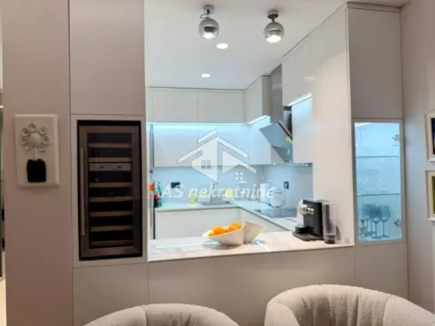 Izdavanje, četvorosoban stan, 103m², Stari Grad, Beograd - image 5