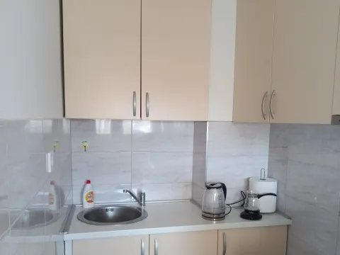Stan-na-dan, garsonjera, 30m², Centar, Tivat - image 7