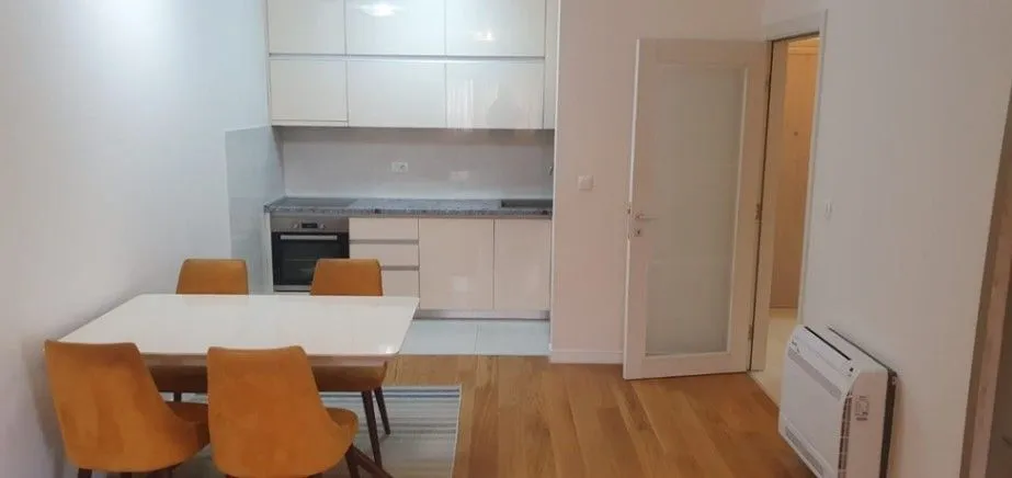 Rent, two bedroom apartment, 69m², Central Point, Podgorica