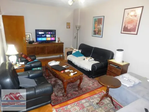 Prodaja, trosoban stan, 77m², Centar, Kragujevac - image 14