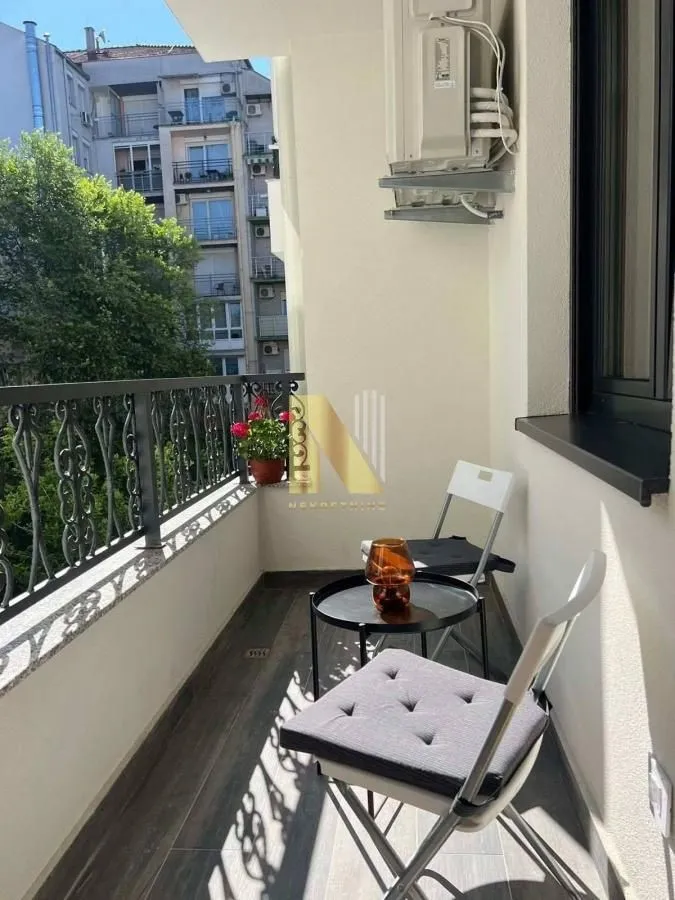 Izdavanje, jednosoban stan, 39m², Bulevar Oslobodjenja, Novi Sad Sve Podlokacije
