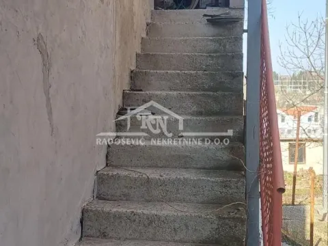 Prodaja, kuća, 65m², Resnik, Beograd - image 11