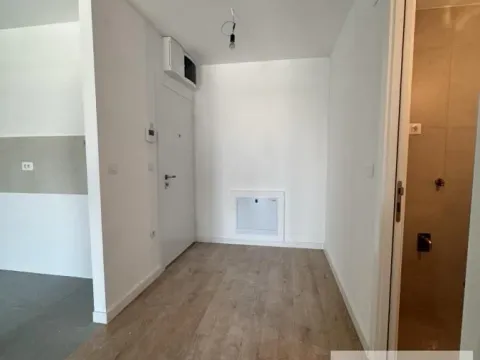 Prodaja, dvosoban stan, 52m², Zemun Sve Podlokacije, Beograd - image 6