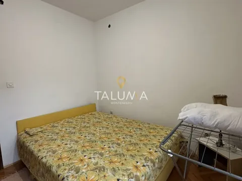 Izdavanje, kuća, 130m², Stari Aerodrom, Podgorica - image 18