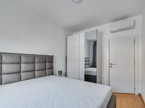 Rent, two bedroom apartment, 60m², Centar, Budva - image 5
