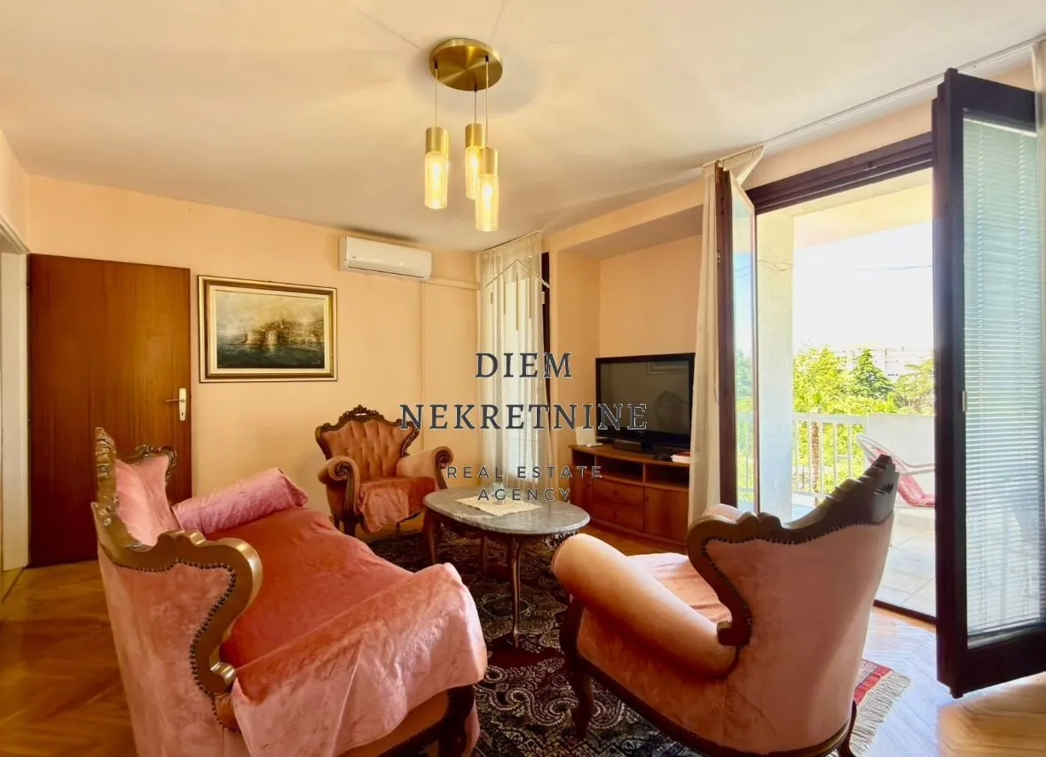 Rent, two bedroom apartment, 85m², Centar, Bar