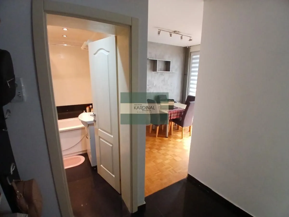 Prodaja, dvosoban stan, 53m², Centar, Jagodina