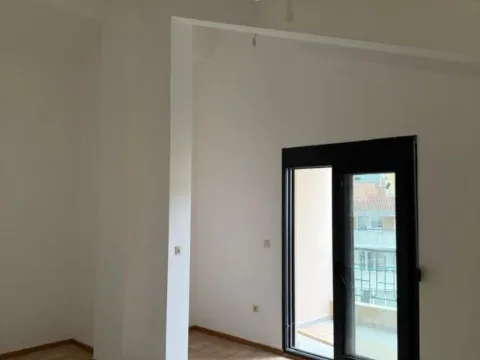 Sale, one bedroom apartment, 71m², Adok, Budva - image 12