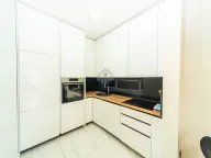 Izdavanje, trosoban stan, 130m², Dalmatinska ulica, Podgorica - image 6