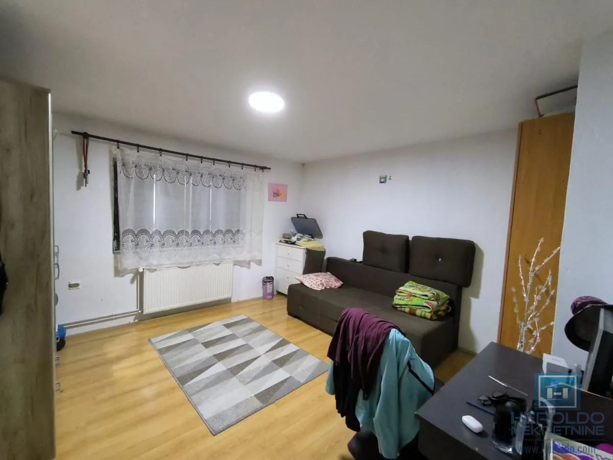 Prodaja, kuća, 163m², Ćuprija, Srbija
