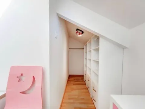 Rent, two bedroom apartment, 70m², Pobrežje, Podgorica - image 16