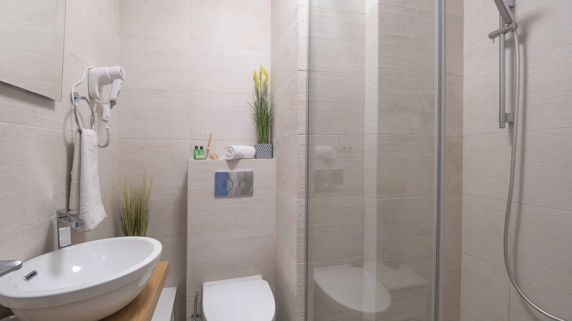 Rent, two bedroom apartment, 68m², Centar, Budva