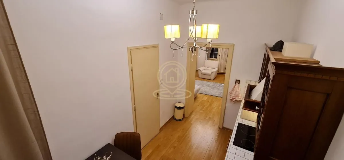 Izdavanje, jednosoban stan, 35m², Vračar Sve Podlokacije, Beograd