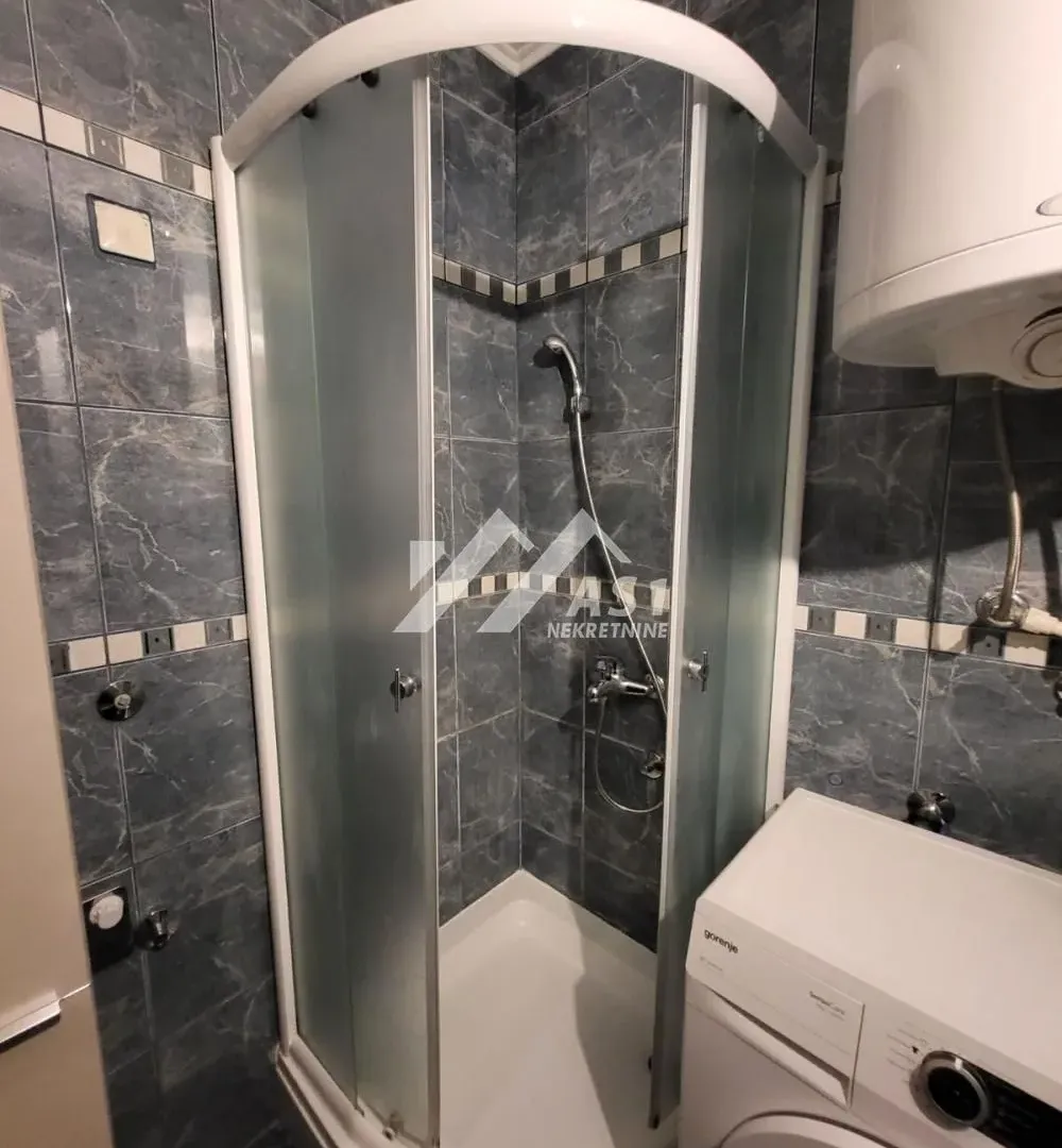Izdavanje, stan, 31m², Bulevar Oslobodjenja, Novi Sad Sve Podlokacije
