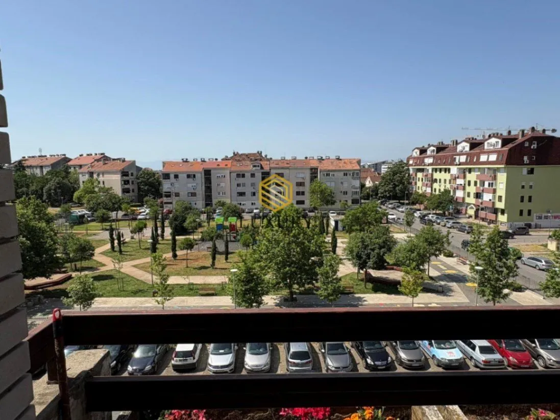 Rent, one bedroom apartment, 43m², Stari Aerodrom, Podgorica