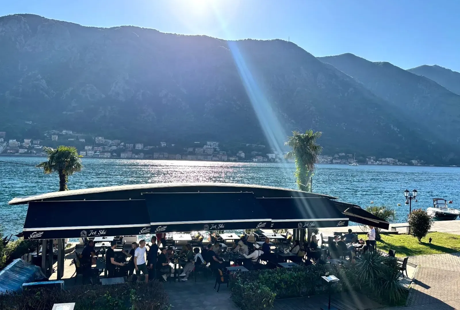 Rent, hospitality venue, 100m², Dobrota, Kotor