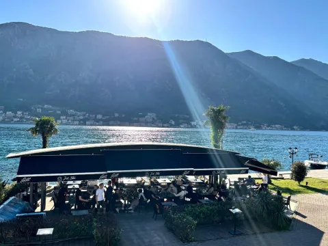 Ugostiteljski objekat in Dobrota