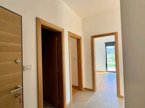 Sale, three bedroom apartment, 149m², Podgorica, Crna Gora - image 5