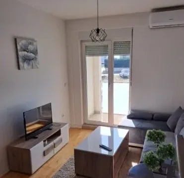 Izdavanje, jednosoban stan, 34m², Zabjelo, Podgorica