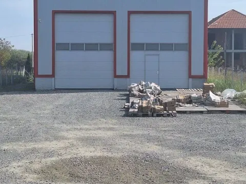 Izdavanje, poslovni prostor, 230m², Borča 1, Borča Sve Podlokacije - image 4