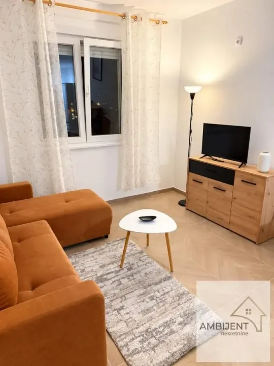 Prodaja, garsonjera, 22m², Centar, Inđija