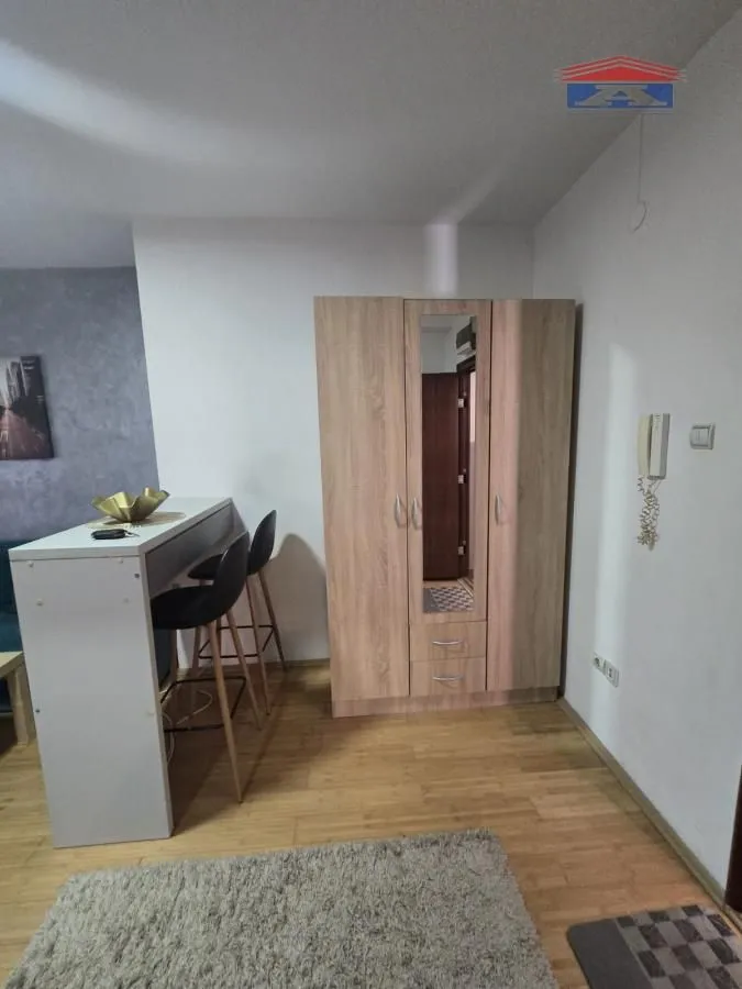 Rent, one bedroom apartment, 35m², Adamovićevo Naselje, Novi Sad Sve Podlokacije
